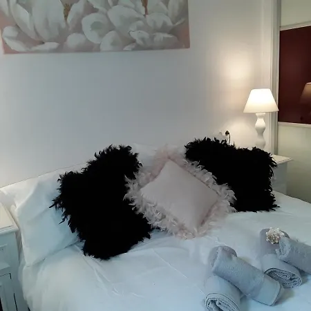 Dona Lola , Luminoso Calahonda, Mijas Apartman *